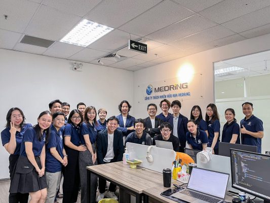 Đại diện tập đoàn MRT và Itochu đến thăm MEDRiNG